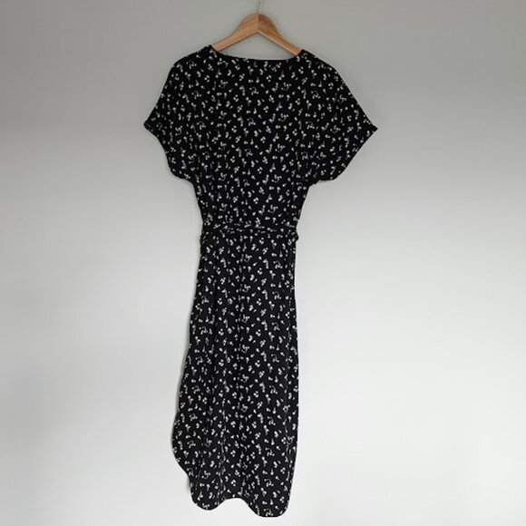 Tentree Tencel Floral Shirt Dress - Size Medium - Picture 3 of 8